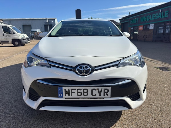 Used Toyota Avensis 2018 for sale - 75246862: Photo 16