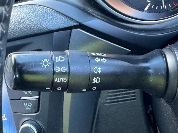 Used Toyota Avensis 2018 for sale - 75246862: Photo 38