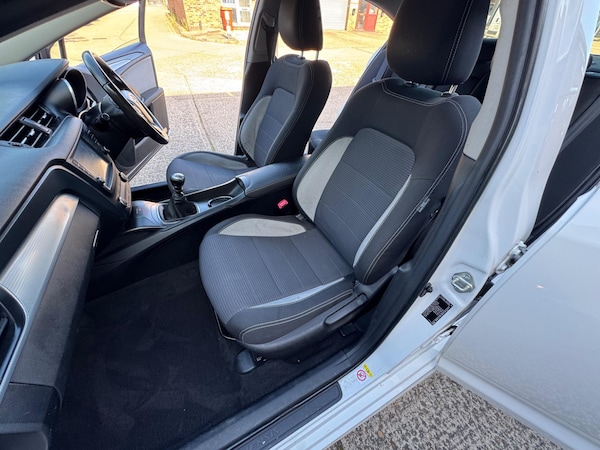 Used Toyota Avensis 2018 for sale - 75246862: Photo 48