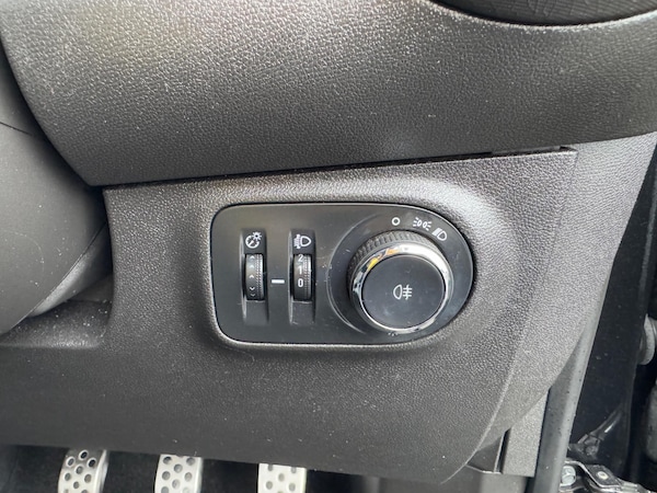 Used Vauxhall ADAM 2017 for sale - 73370630: Photo 44