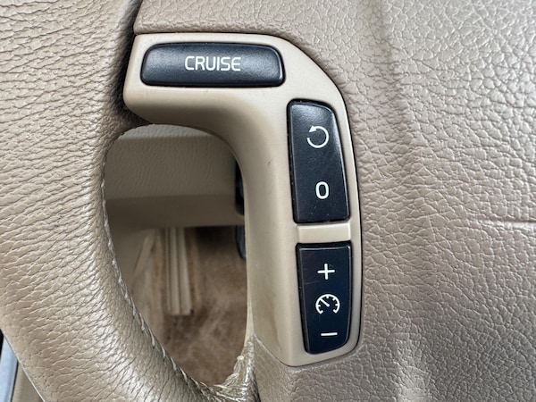 Used Volvo V70 2006 for sale - 74762874: Photo 34