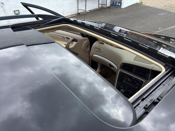 Used Volvo V70 2006 for sale - 74762874: Photo 45