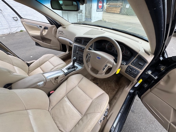 Used Volvo V70 2006 for sale - 74762874: Photo 49