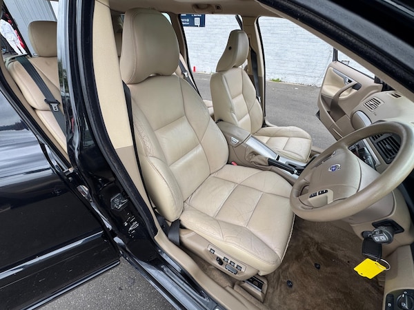 Used Volvo V70 2006 for sale - 74762874: Photo 50