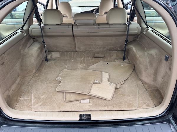 Used Volvo V70 2006 for sale - 74762874: Photo 64