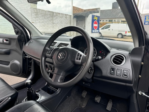 Used Suzuki Swift 2006 for sale - 74823113: Photo 16