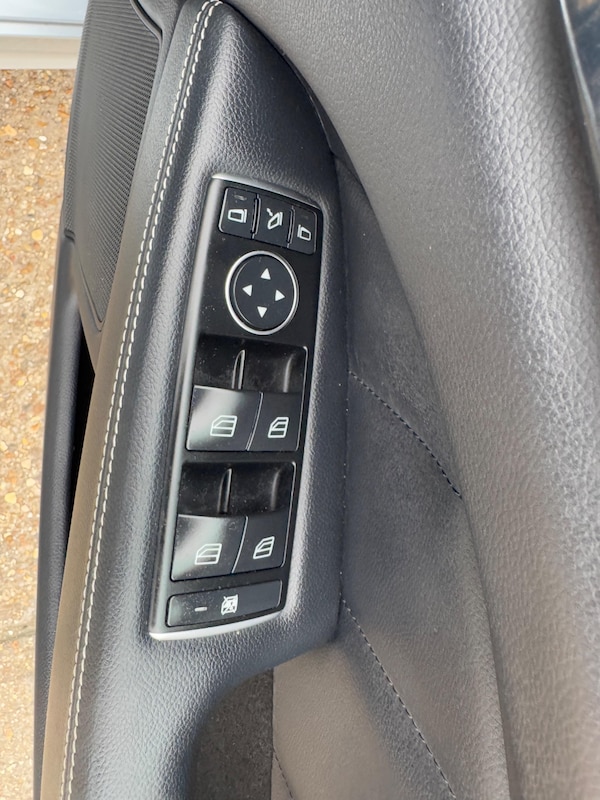 Used Mercedes-Benz CLS 2014 for sale - 74690886: Photo 55