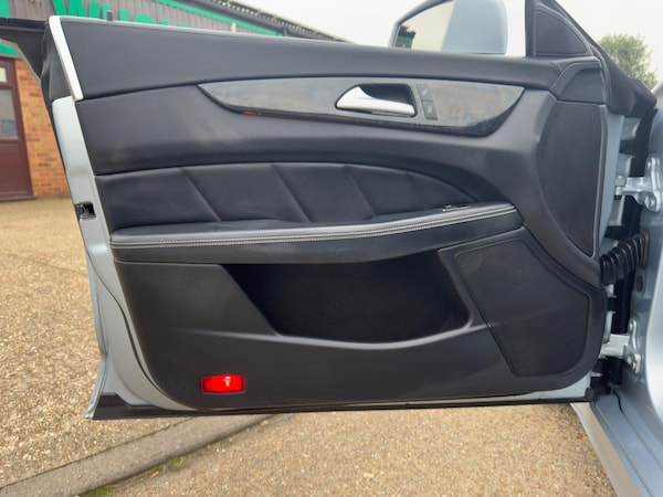 Used Mercedes-Benz CLS 2014 for sale - 74690886: Photo 56