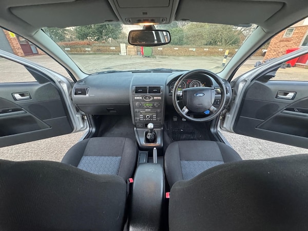 Used Ford Mondeo 2006 for sale - 74958482: Photo 37
