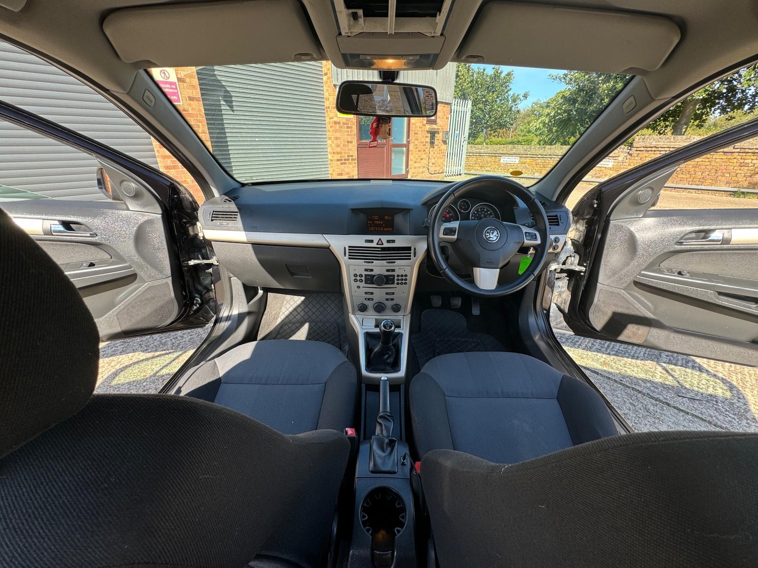 Vehicle 28