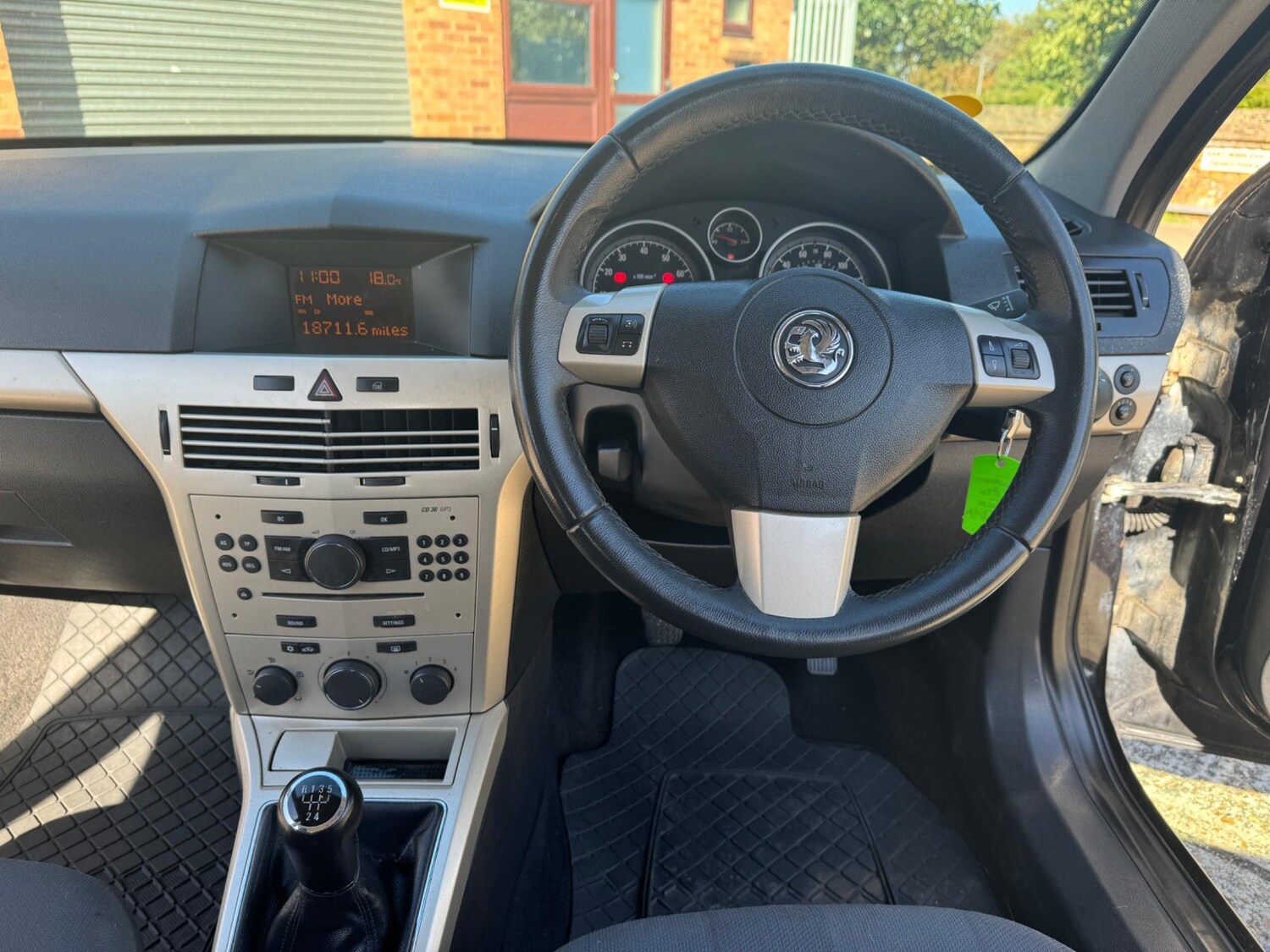 Vehicle 29