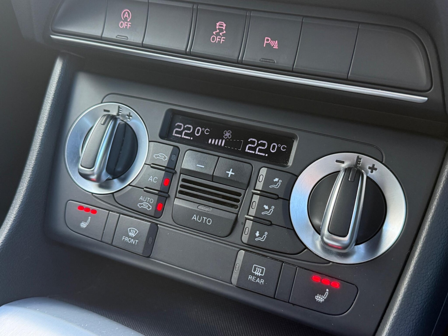 Used Audi Q3 2012 for sale - 77269402: Photo 21