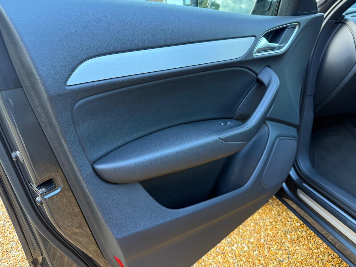 Used Audi Q3 2012 for sale - 77269402: Photo 26