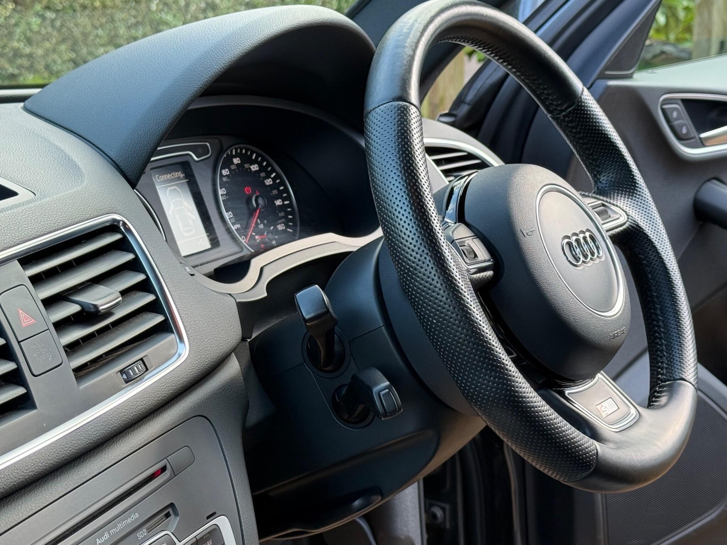 Used Audi Q3 2012 for sale - 77269402: Photo 41