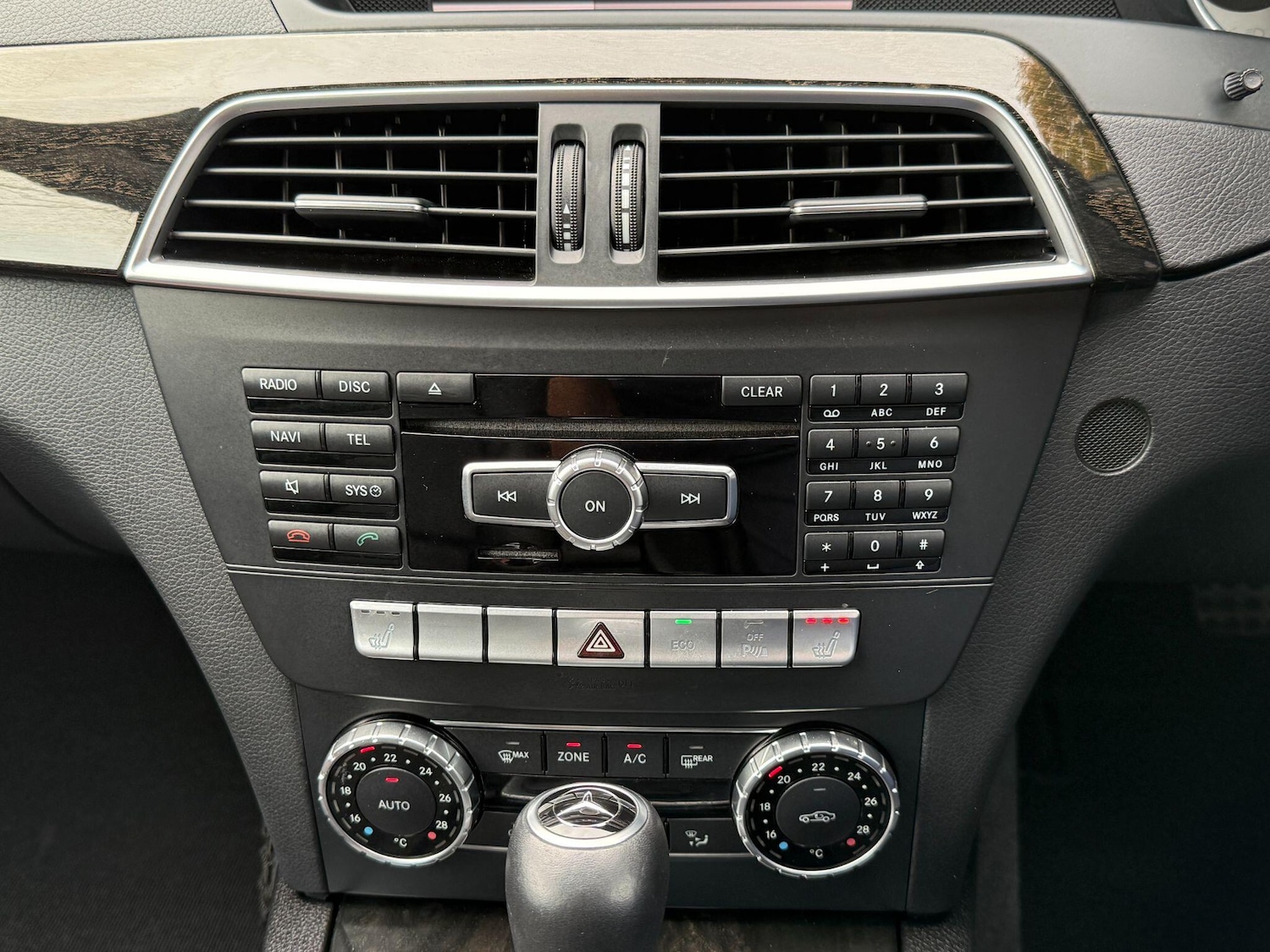 Used Mercedes-Benz C Class 2014 for sale - 77128628: Photo 21