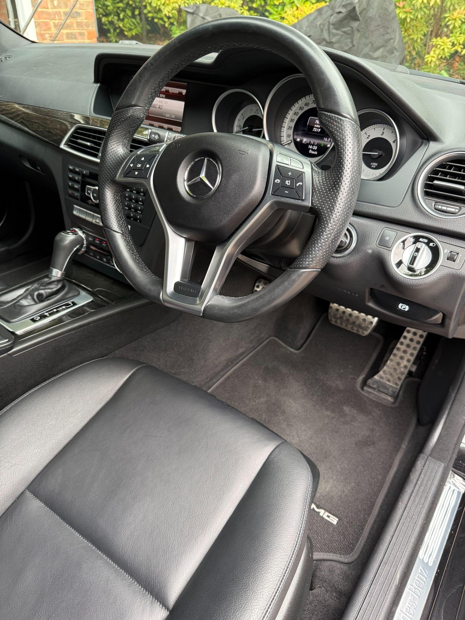 Used Mercedes-Benz C Class 2014 for sale - 77128628: Photo 27