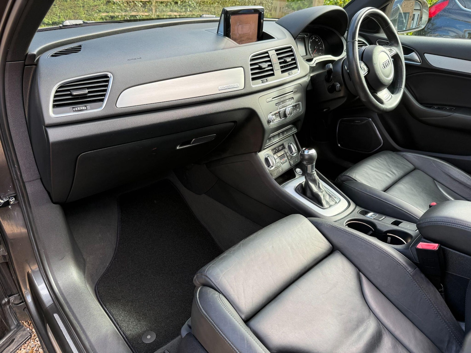 Used Audi Q3 2012 for sale - 78197245: Photo 16