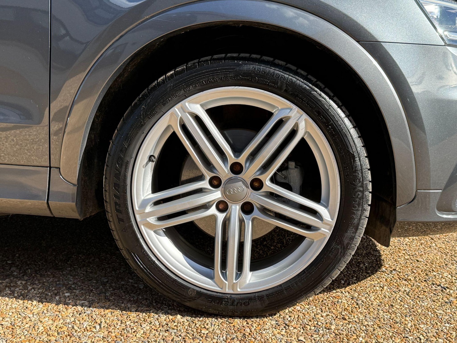 Used Audi Q3 2012 for sale - 78197245: Photo 25