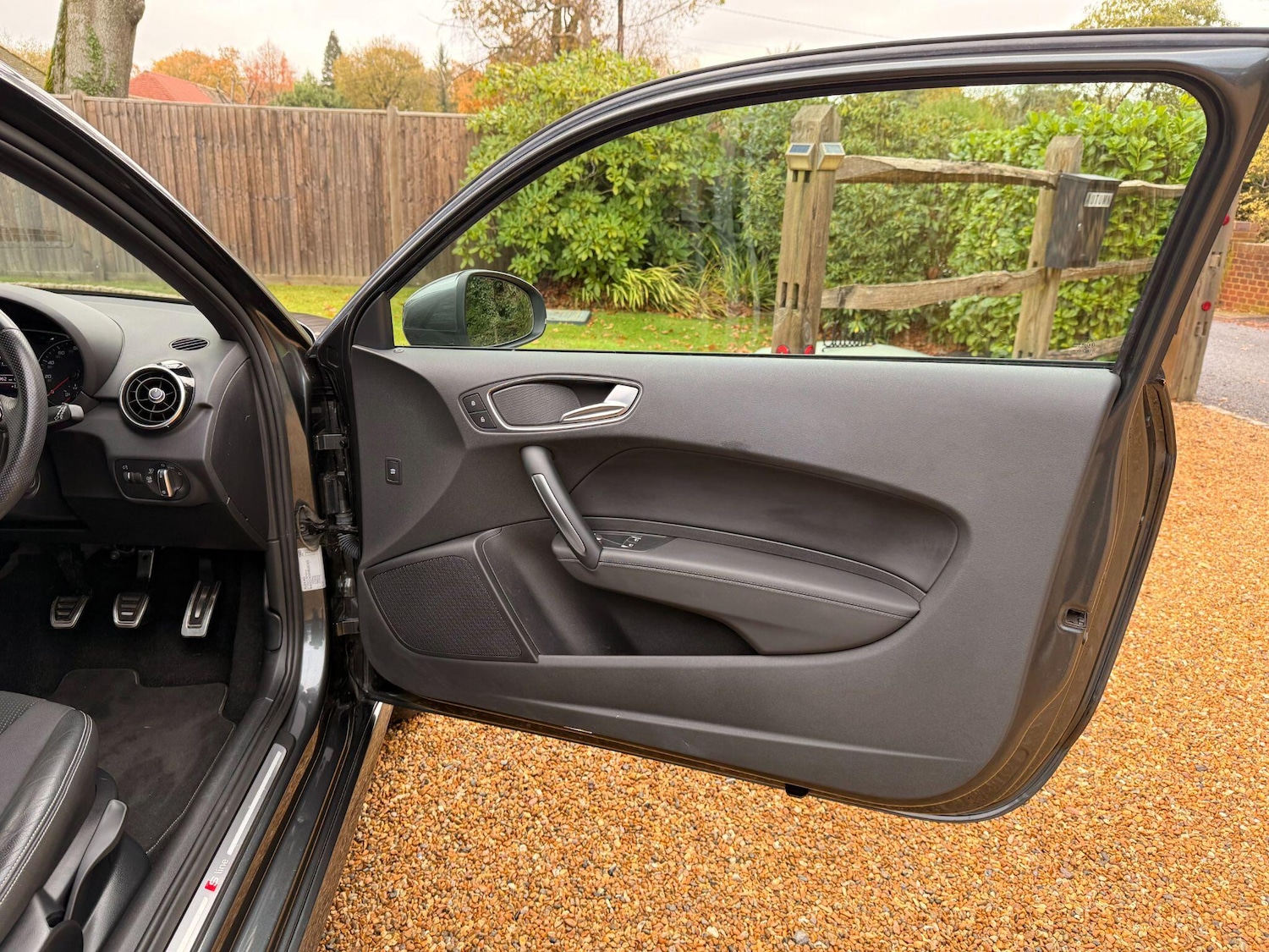 Used Audi A1 2017 for sale - 77128648: Photo 17