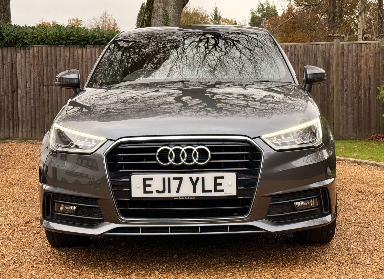 Used Audi A1 2017 for sale - 77128648: Photo 2