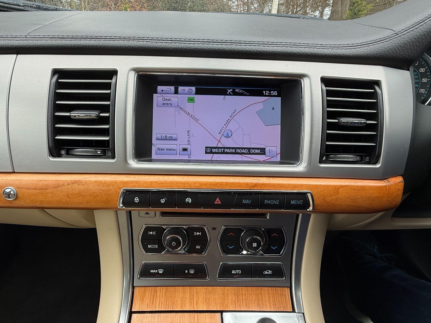 Used Jaguar XF 2012 for sale - 77679780: Photo 38