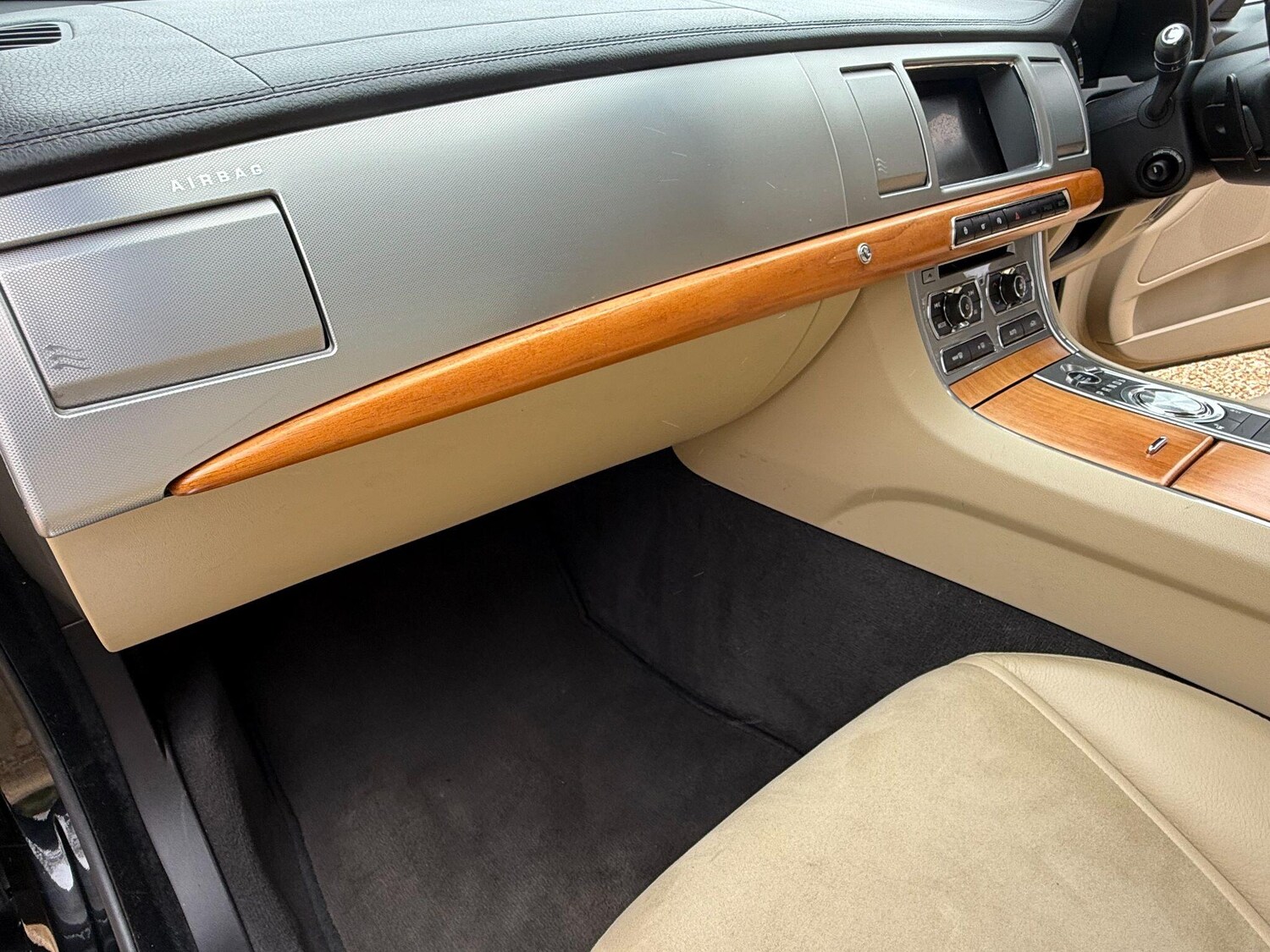 Used Jaguar XF 2012 for sale - 77679780: Photo 55