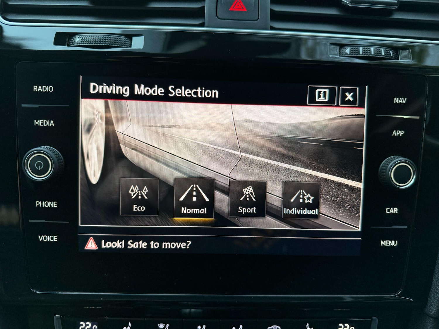 Used Volkswagen Golf 2020 for sale - 77546137: Photo 43