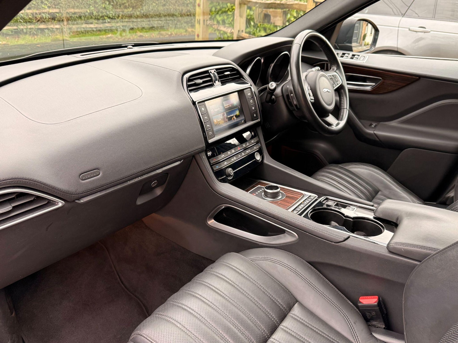 Used Jaguar F-Pace 2016 for sale - 77128646: Photo 10