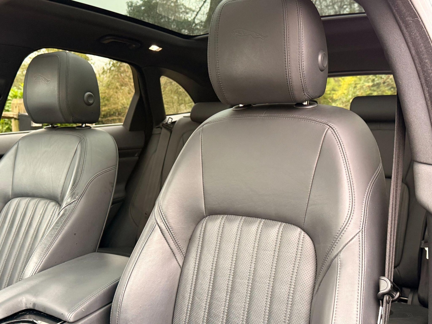 Used Jaguar F-Pace 2016 for sale - 77128646: Photo 13