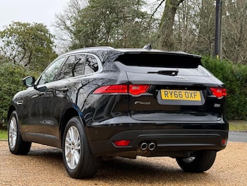 Used Jaguar F-Pace 2016 for sale - 77128646: Photo