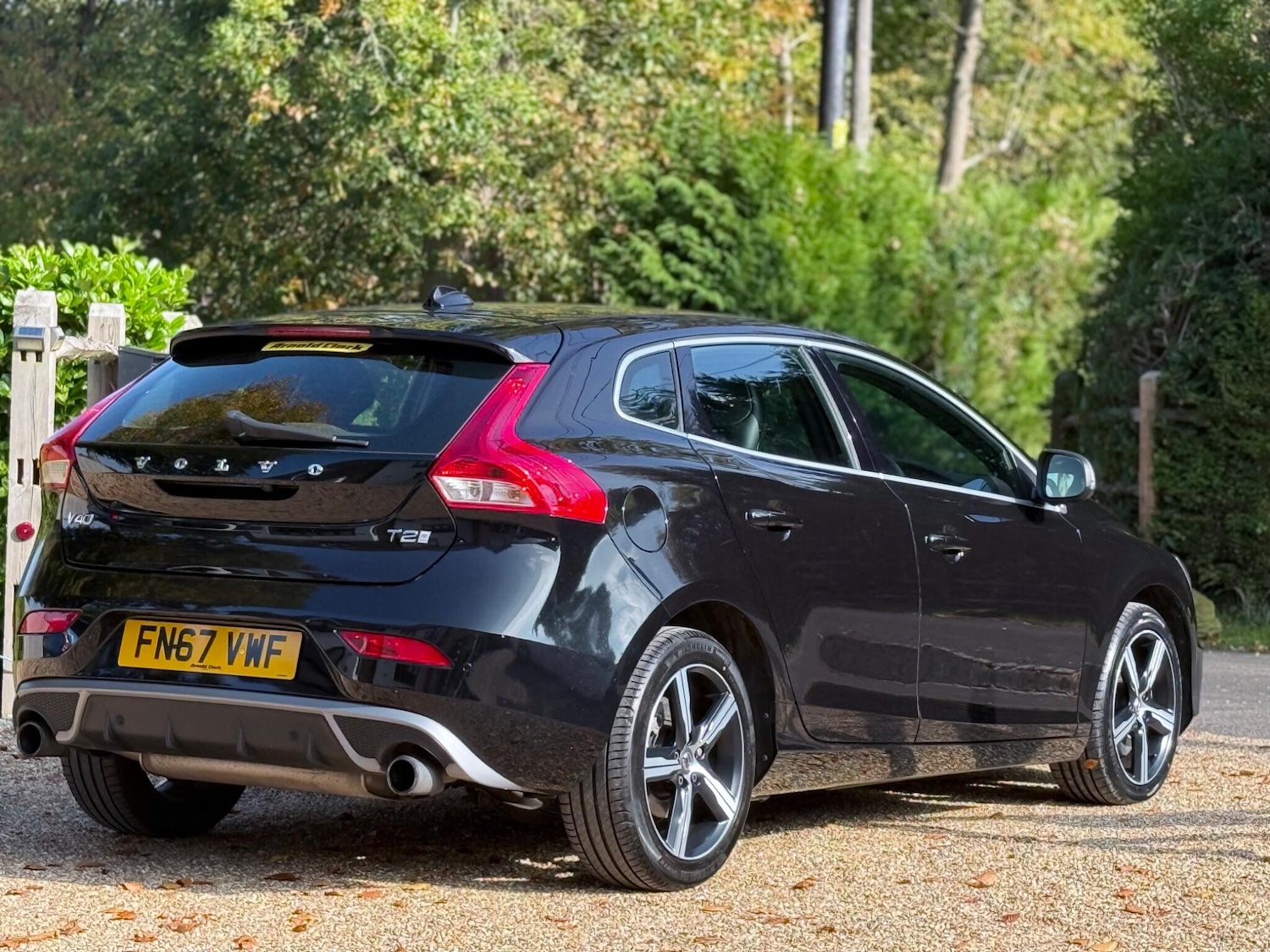 Used Volvo V40 2017 for sale - 77128625: Photo 3