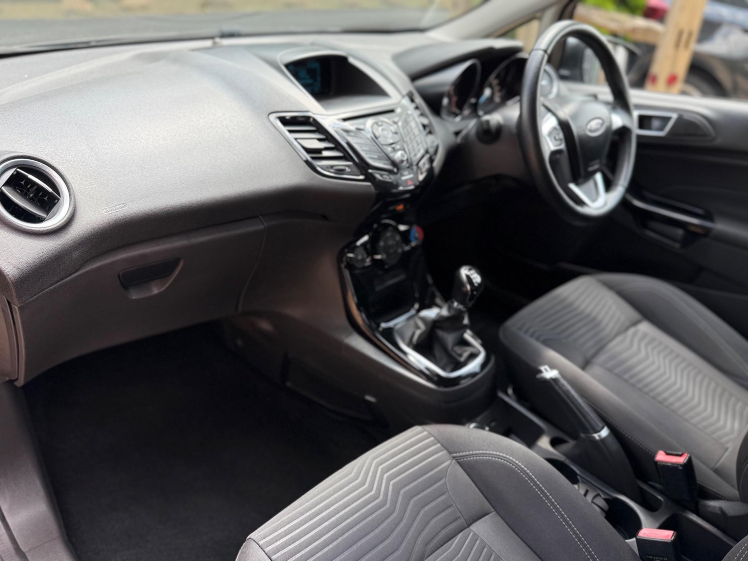 Used Ford Fiesta 2015 for sale - 77128698: Photo 12