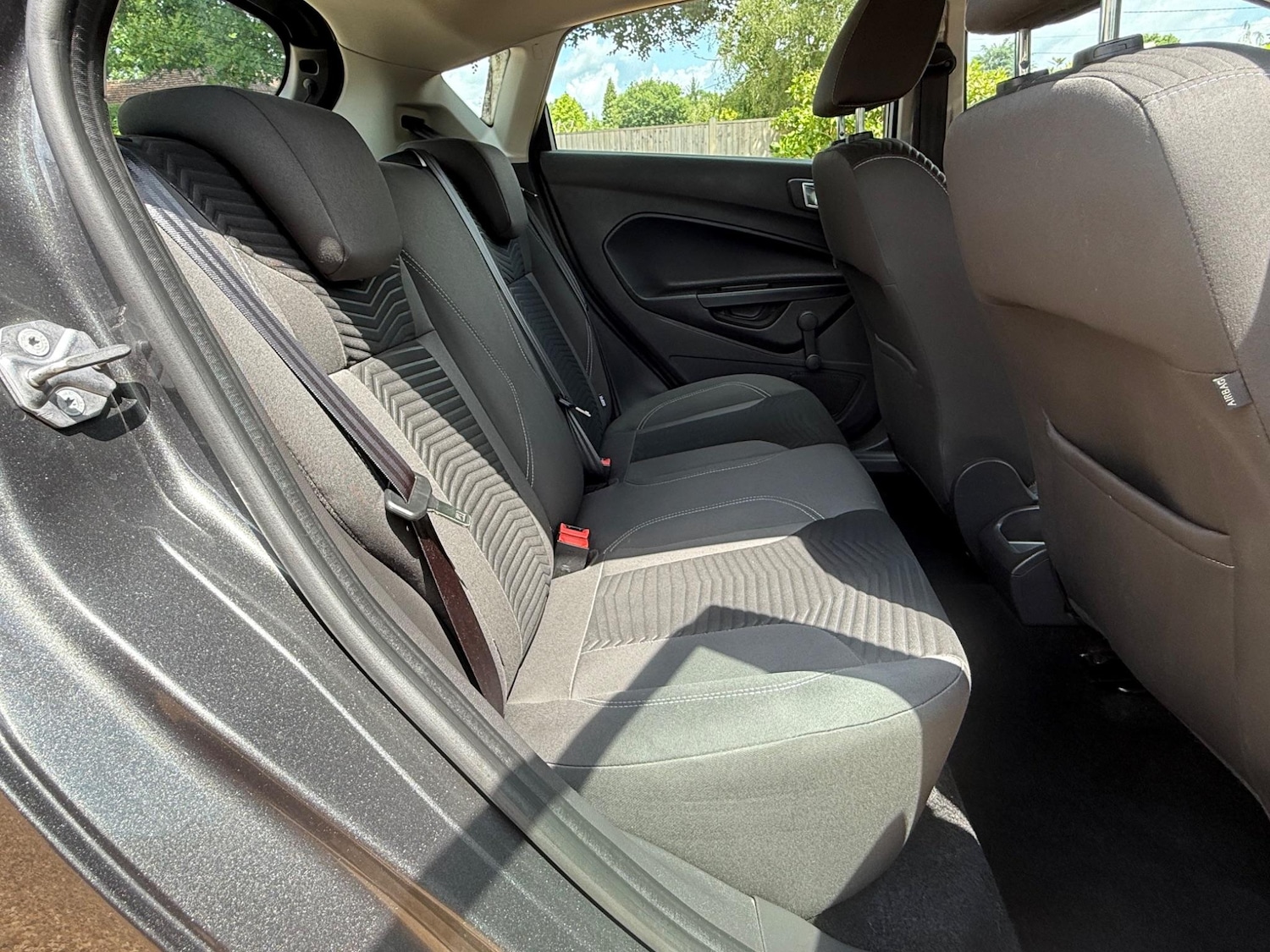 Used Ford Fiesta 2015 for sale - 77128698: Photo 18