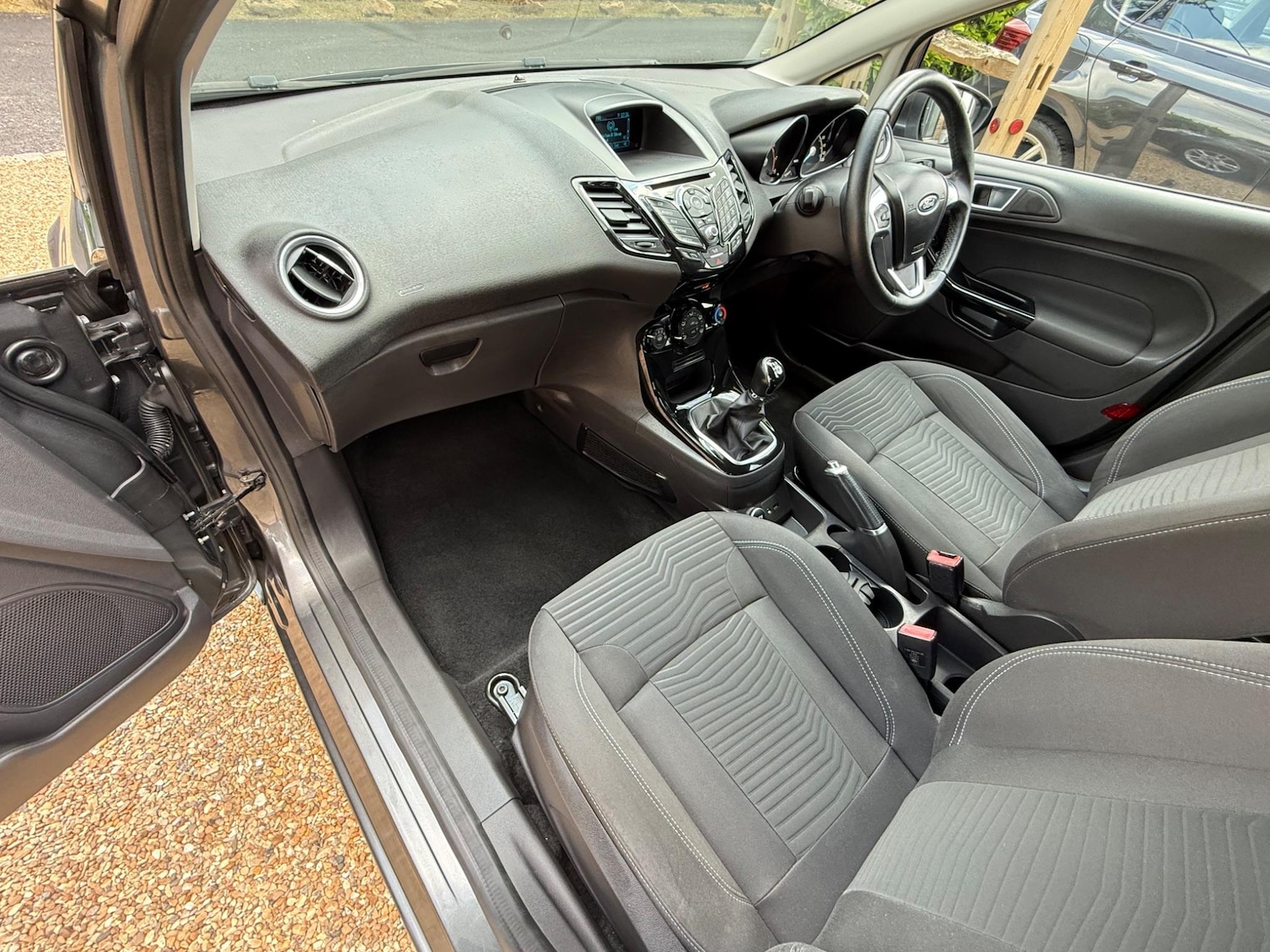 Used Ford Fiesta 2015 for sale - 77128698: Photo 29