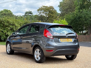 Used Ford Fiesta 2015 for sale - 77128698: Photo