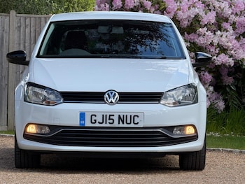 Used Volkswagen Polo 2015 for sale - 79338604: Photo