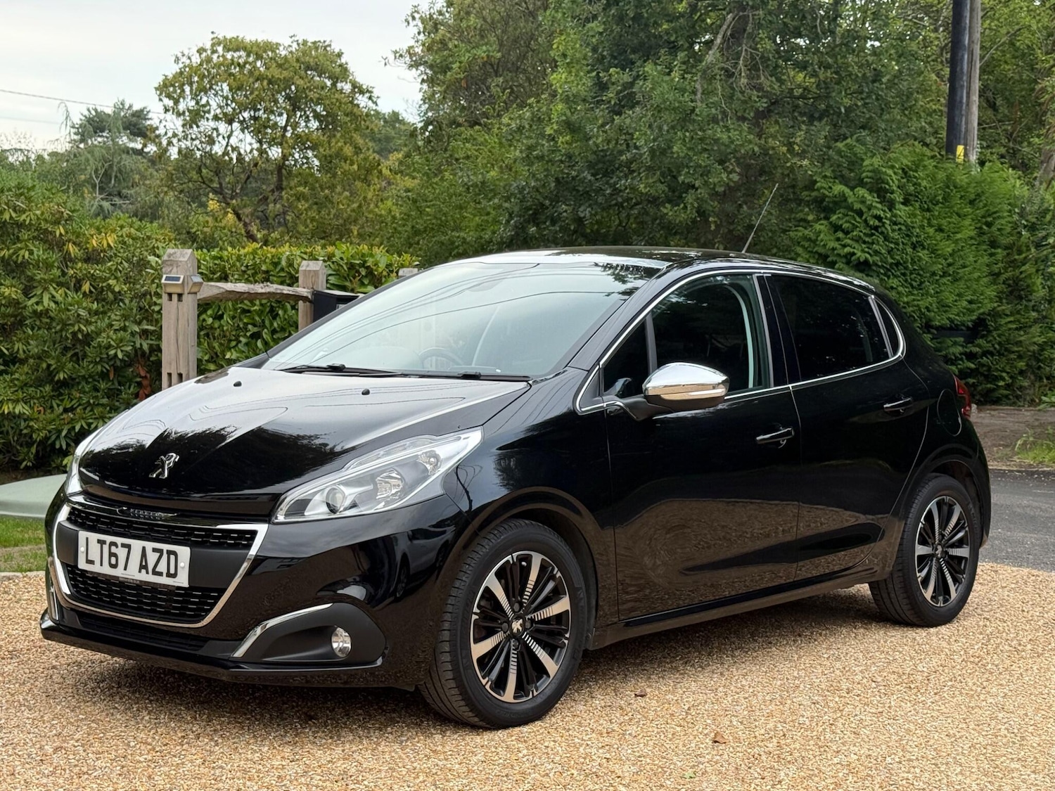 Used Peugeot 208 2017 for sale - 77128668: Photo 3