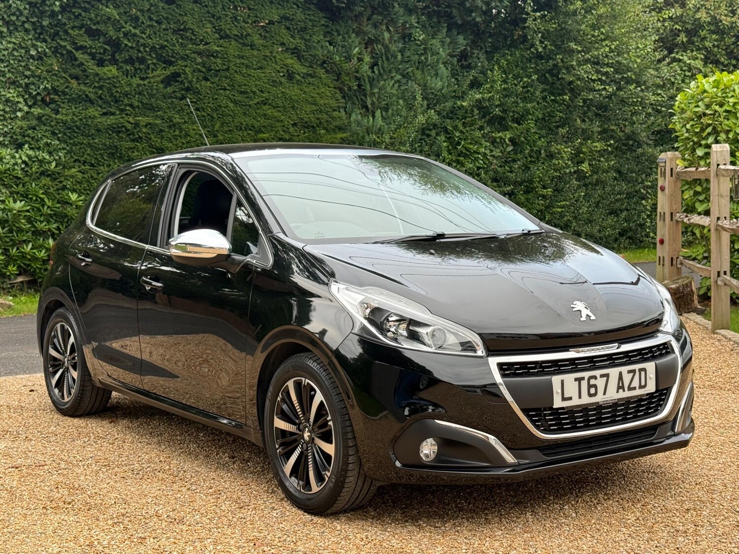 Used Peugeot 208 2017 for sale - 77128668: Photo 5