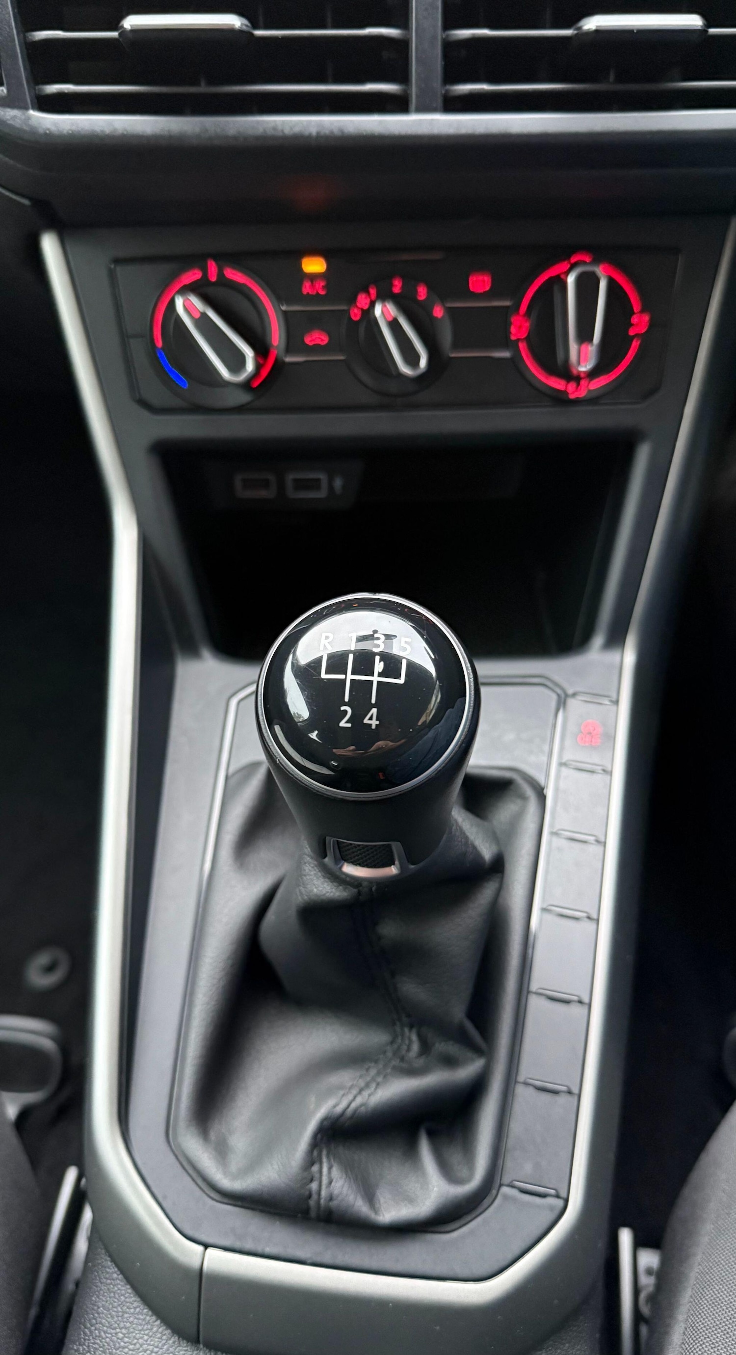 Used Volkswagen Polo 2019 for sale - 77128627: Photo 18