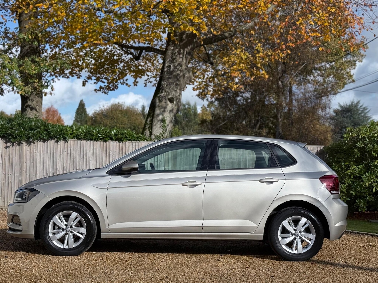 Used Volkswagen Polo 2019 for sale - 77128627: Photo 4