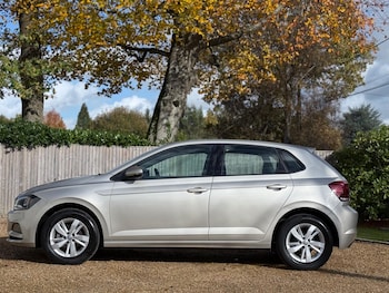 Used Volkswagen Polo 2019 for sale - 77128627: Photo