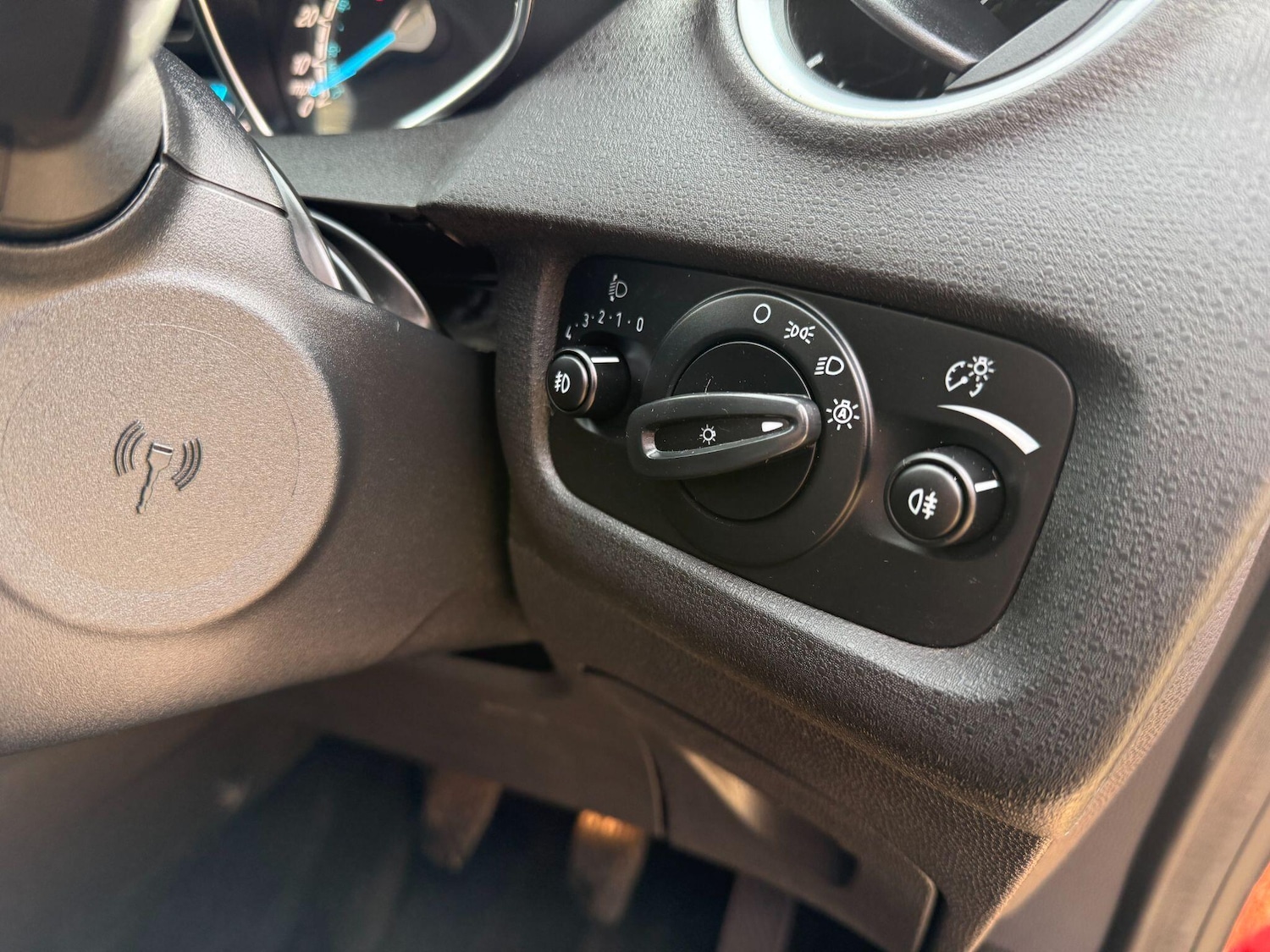 Used Ford Fiesta 2016 for sale - 77546131: Photo 28