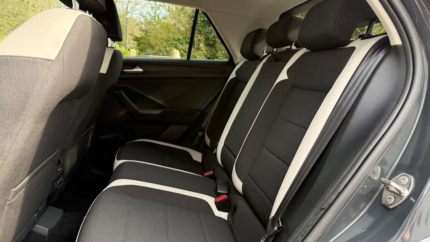 Used Volkswagen T-Roc 2021 for sale - 77981415: Photo 19