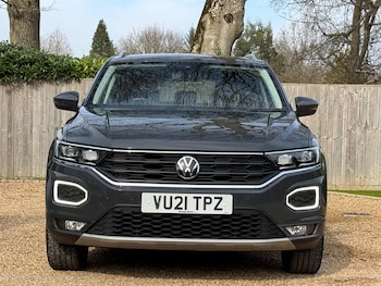 Used Volkswagen T-Roc 2021 for sale - 77981415: Photo