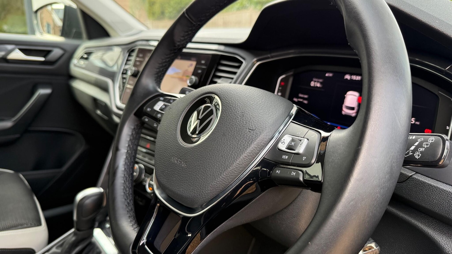 Used Volkswagen T-Roc 2021 for sale - 77981415: Photo 35