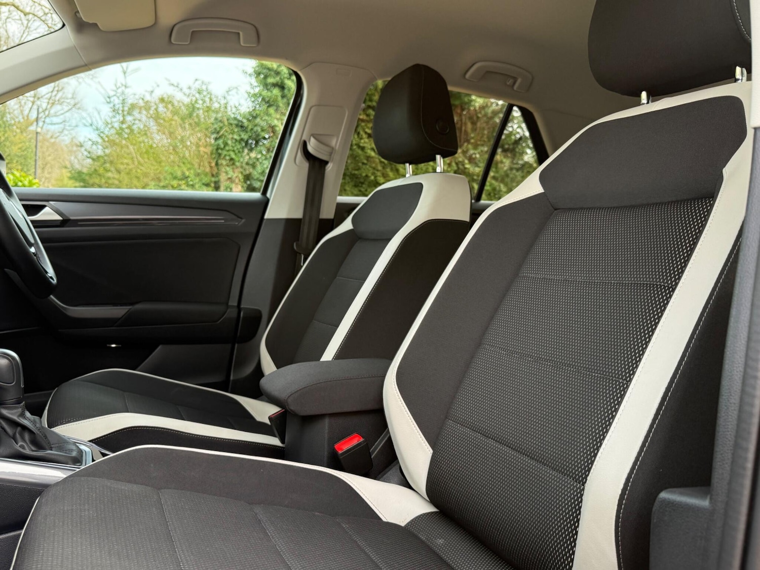 Used Volkswagen T-Roc 2021 for sale - 77981415: Photo 36