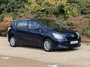 Used Toyota Verso 2011 for sale - 79615984: Photo