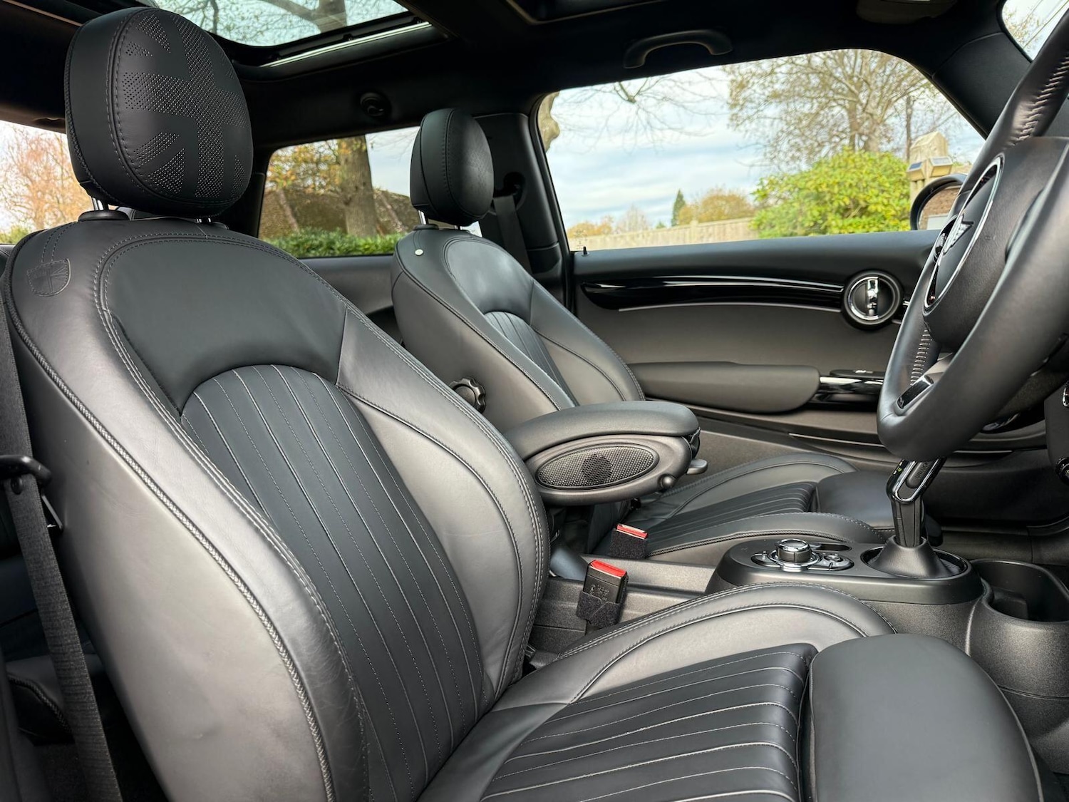 Used MINI Hatch 2021 for sale - 77128640: Photo 12