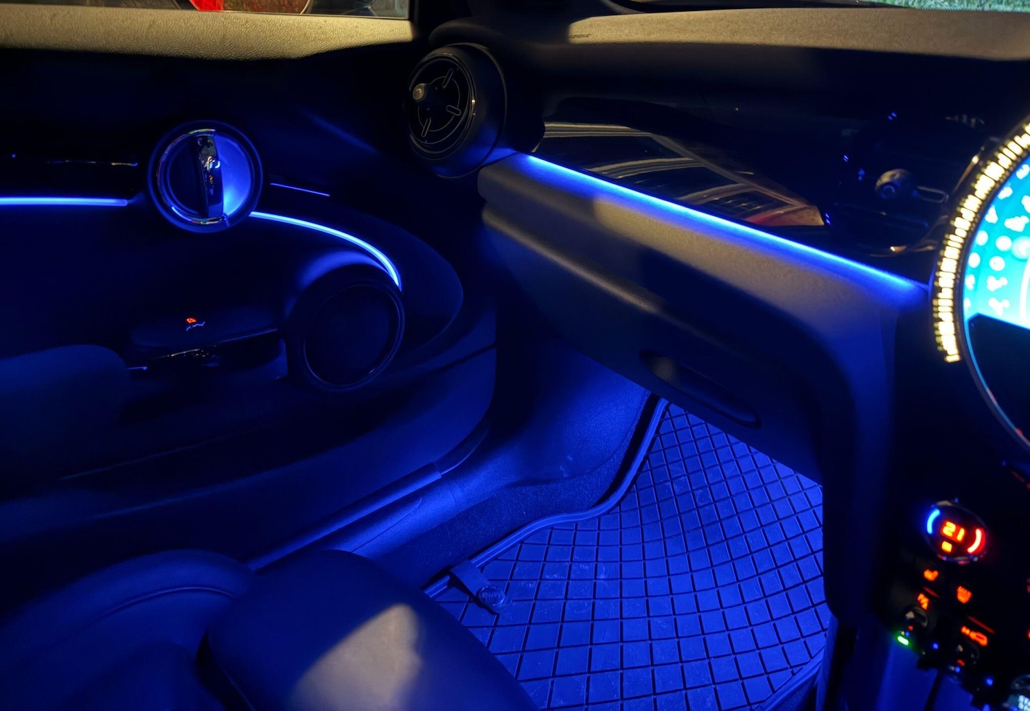 Used MINI Hatch 2021 for sale - 77128640: Photo 24