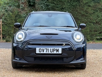 Used MINI Hatch 2021 for sale - 77128640: Photo